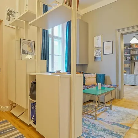 Coroni Republic Apart Apartment Brasov